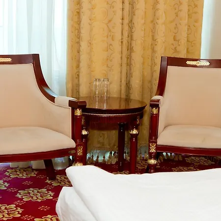 Hotel Complex Aristrocratos *