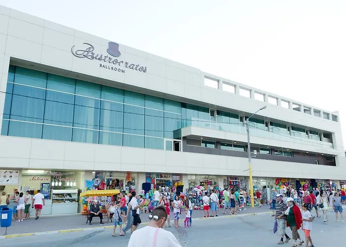 Hotel Complex Aristrocratos