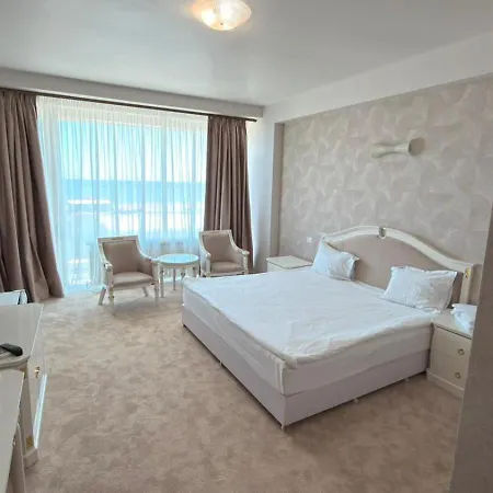 فندق Complex Aristrocratos مامايا