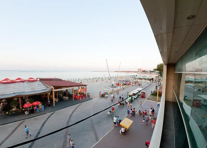 Complex Aristrocratos